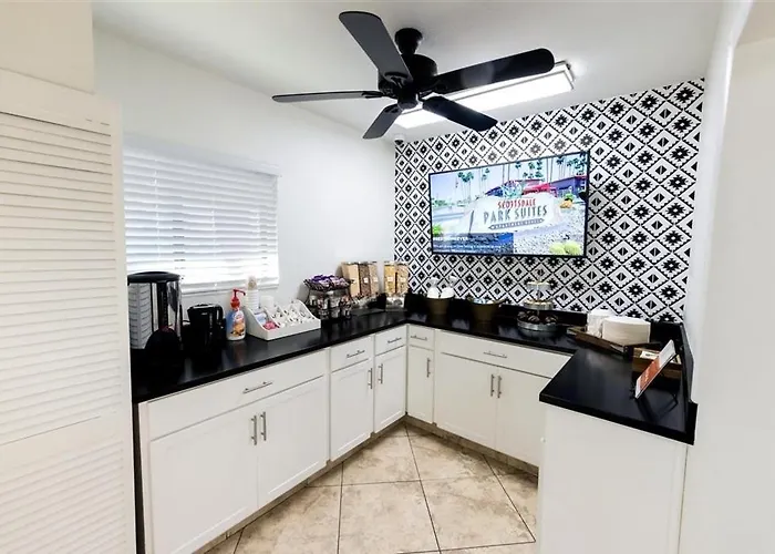 Apartment 114 Fully Furnished 1br Suite-prime Location