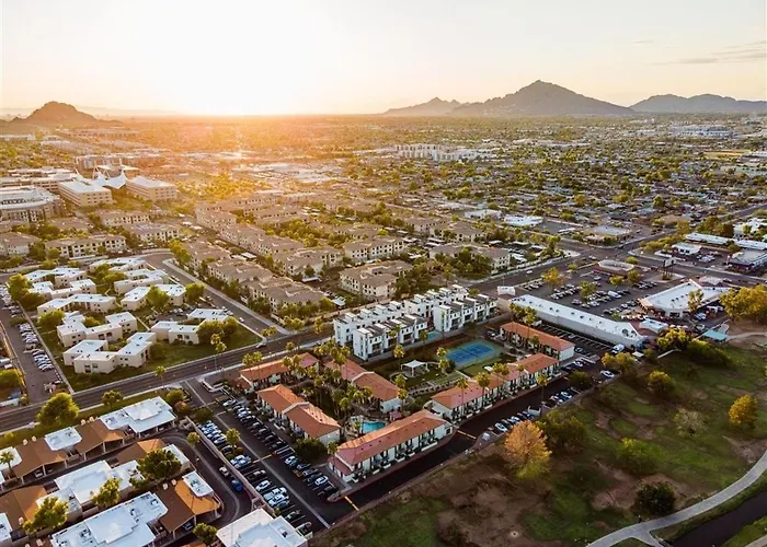 114 Fully Furnished 1br Suite-prime Location Apartment Scottsdale